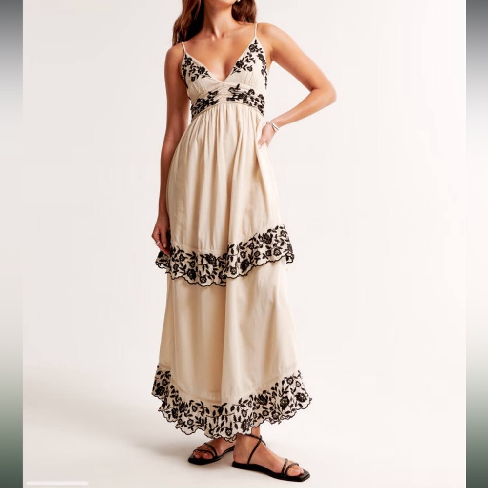 Abercrombie & Fitch Tiered Ruffle Maxi Dress